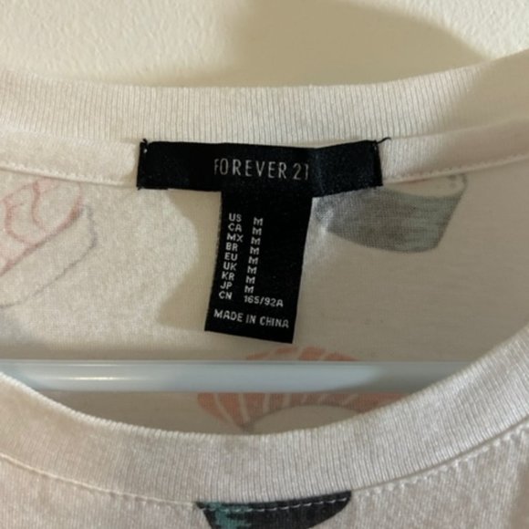 Forever 21 Sushi Graphic Tee - Size M - Picture 3 of 3